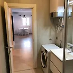 Linda